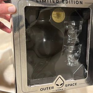 New Limited Edition Outer Space Gift Box Set